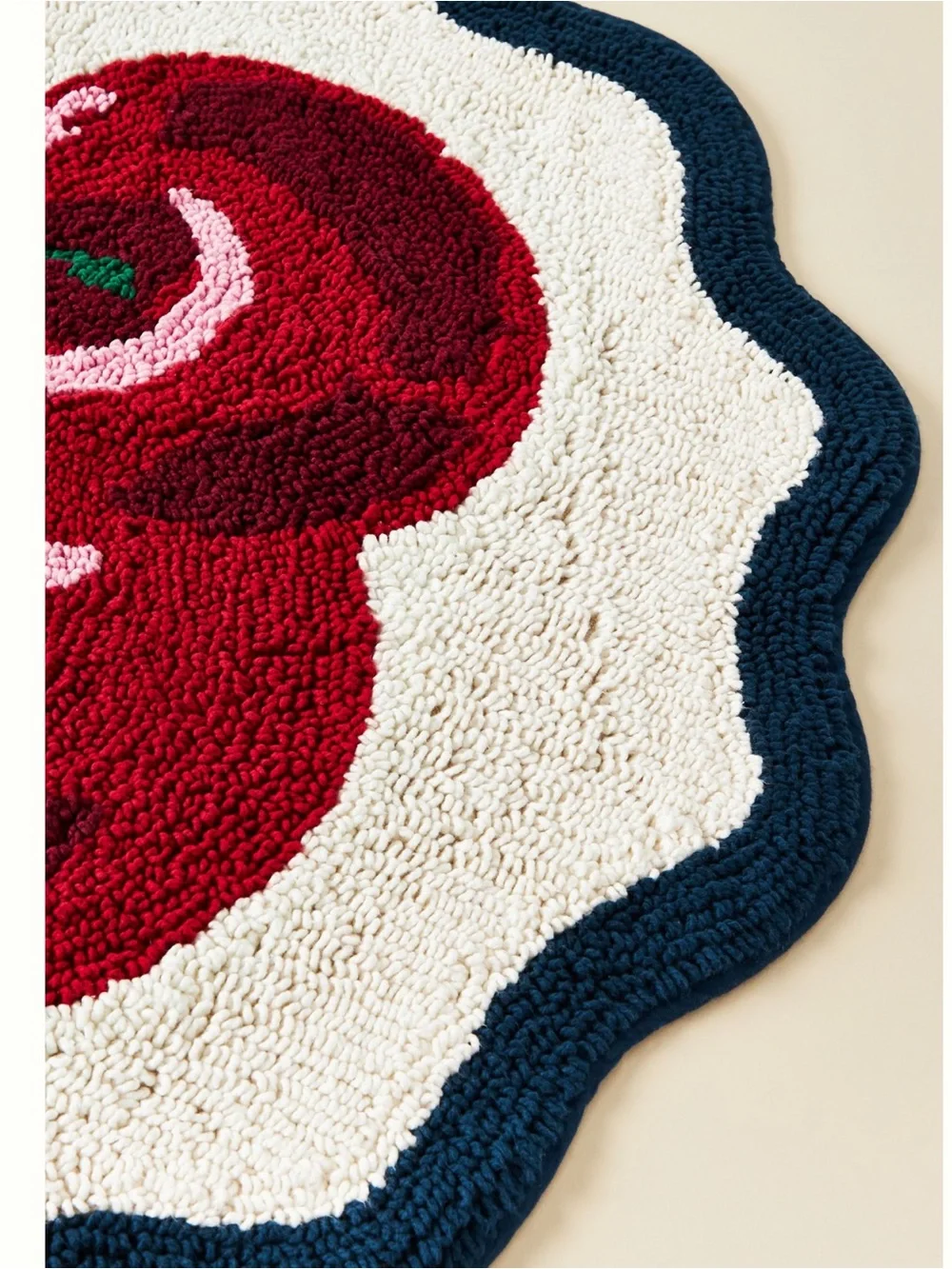 Anthropologie Tufted Cotton Bath Mat Scalloped Edge New Cherry Red Fruit Rug